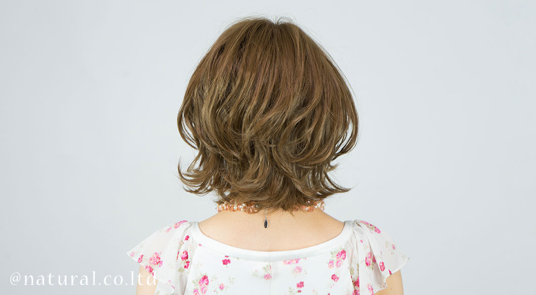 着用ウィッグカラー:オリーブ#10 Slide image