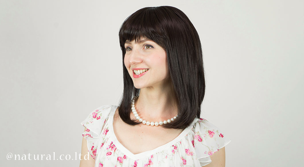 着用ウィッグカラー:ライトブラウン#4 Slide image