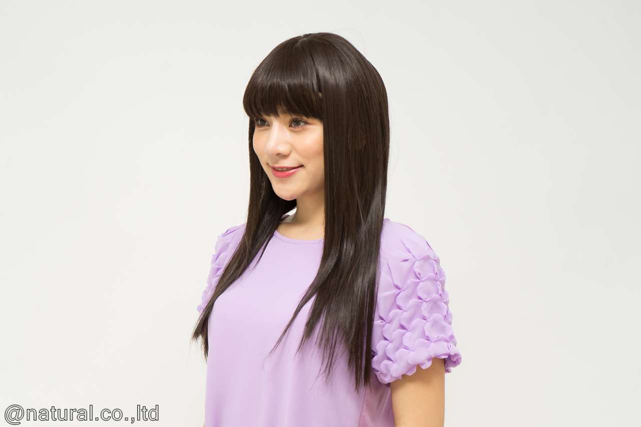 着用ウィッグカラー:ライトブラウン#4 Slide image