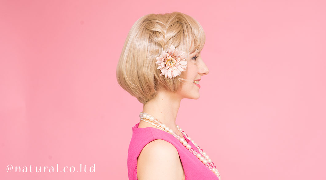 着用ウィッグカラー:ペールベージュ#103 アレンジ Slide image